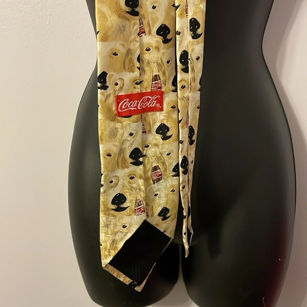 Coca Cola Polar Bear Head Face Silk Necktie Tie Made in USA Vintage